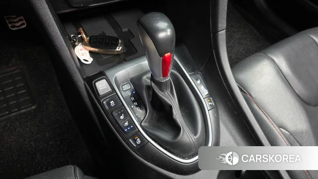 Hyundai Veloster (JS) id 4525210 из Кореи 37