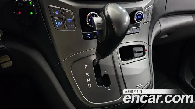 Hyundai The New Grand Starex id 2609715 из Кореи 19