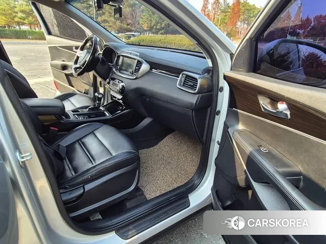 Kia The New Sorento id 3641543 из Кореи 19