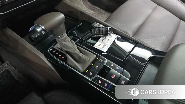 Kia Come New K7 id 3820848 из Кореи 19