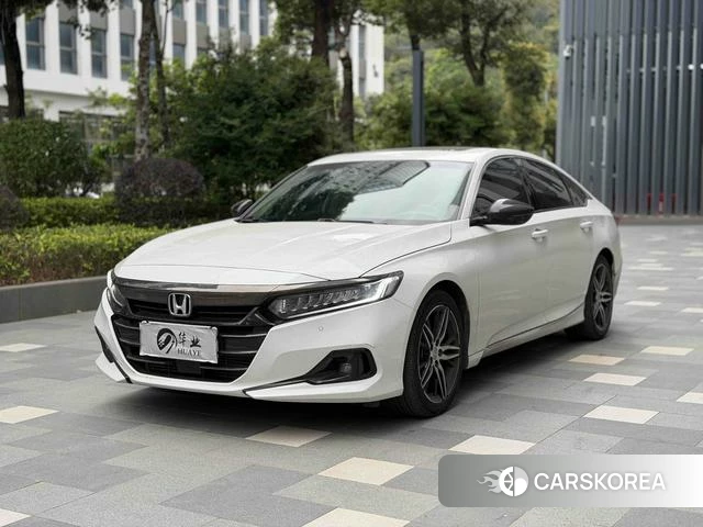 Honda Accord id 3907819 из Китая 9