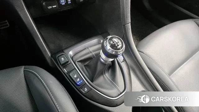 Hyundai Veloster (JS) id 3265156 из Кореи 19