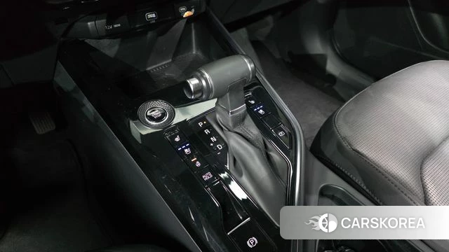 Kia Di Ol Nu Niro id 4529187 из Кореи 30