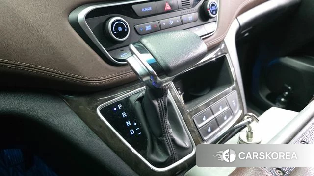 Hyundai The New Grand Starex id 4477534 из Кореи 19