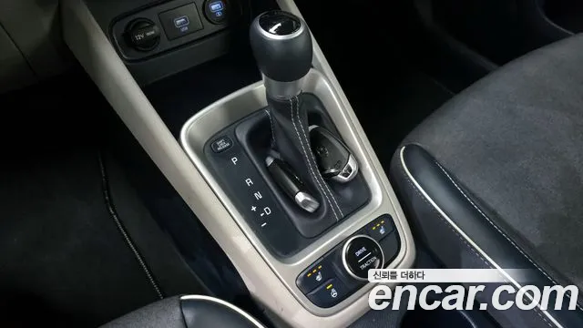 Hyundai Venue id 2658286 из Кореи 19