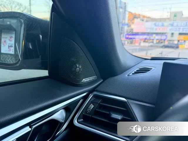 BMW i4 id 3620241 из Кореи 11