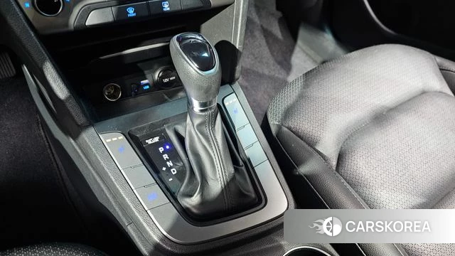 Hyundai Avante AD id 3801639 из Кореи 19