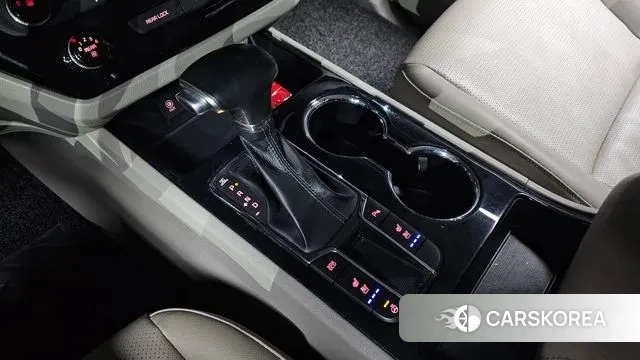 Kia The New Carnival id 3102081 из Кореи 19