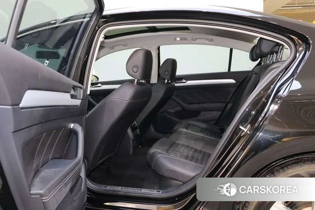 Volkswagen Magotan id 4198819 из Китая 19