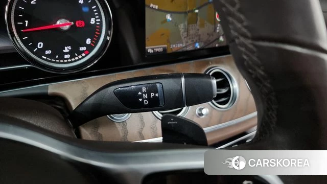Mercedes-Benz E-Class W213 id 4435427 из Кореи 34