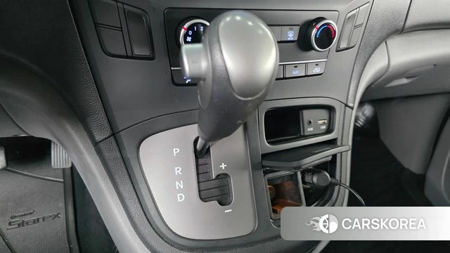 Hyundai The New Grand Starex id 4937229 из Кореи 19