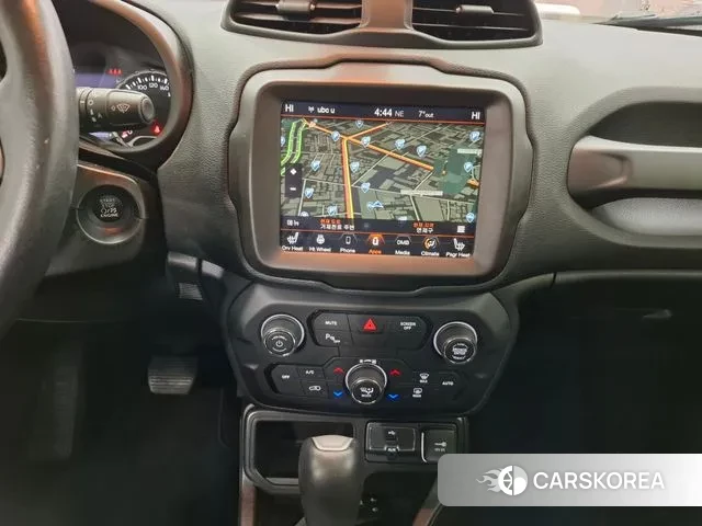 Jeep Renegade id 3621747 из Кореи 19