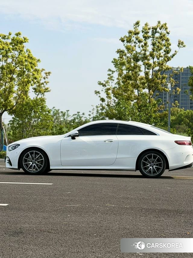 Mercedes-Benz E-class (imported) id 4240690 из Китая 14