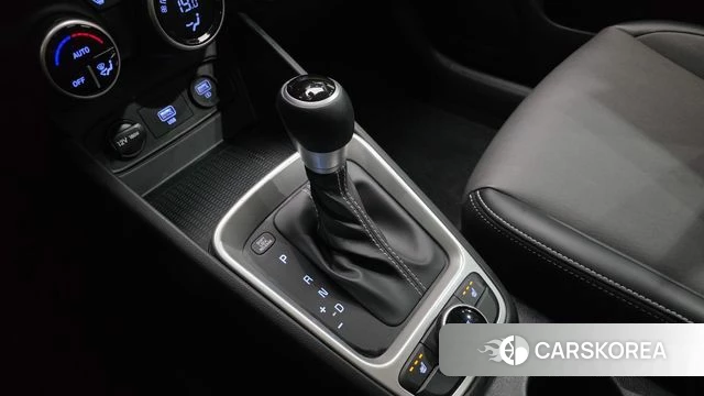 Hyundai Venue id 4202729 из Кореи 19