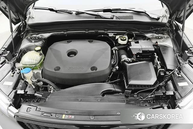 Volvo XC40 id 3867102 из Кореи 19