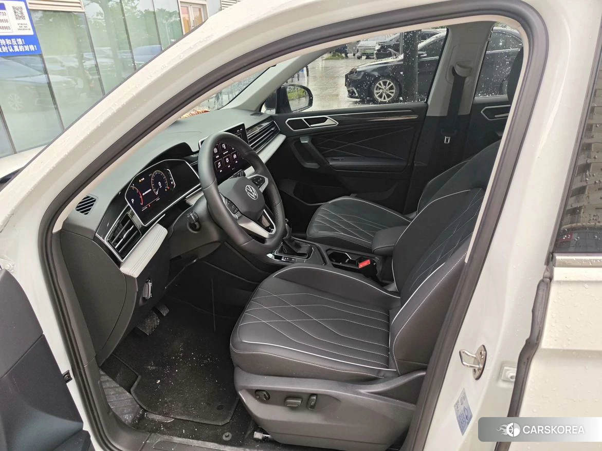 Volkswagen Tiguan L id 4454761 из Китая 9