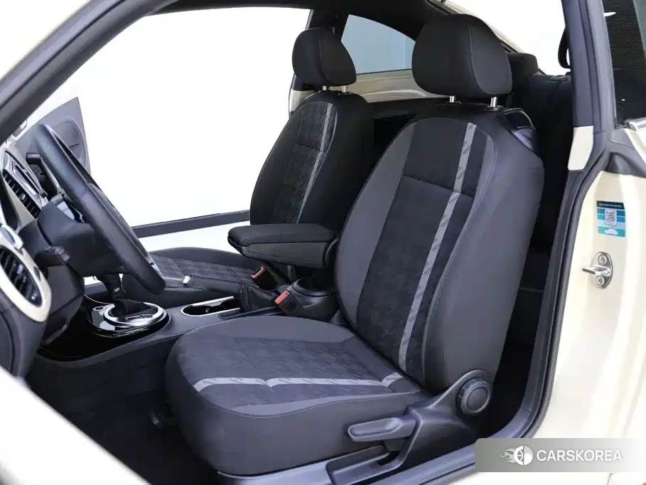 Volkswagen Beetle id 4674414 из Китая 20