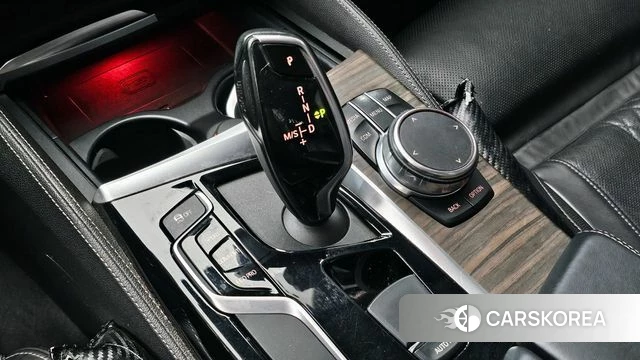 BMW 5 Series (G30) id 4377783 из Кореи 19