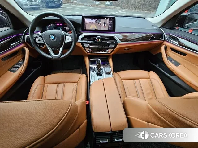 BMW 5 Series (G30) id 3508948 из Кореи 19