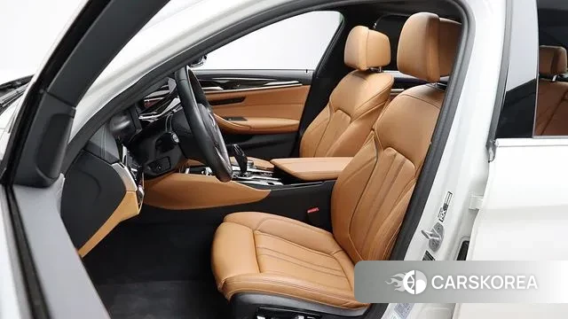 BMW 5 Series (G30) id 3422162 из Кореи 18