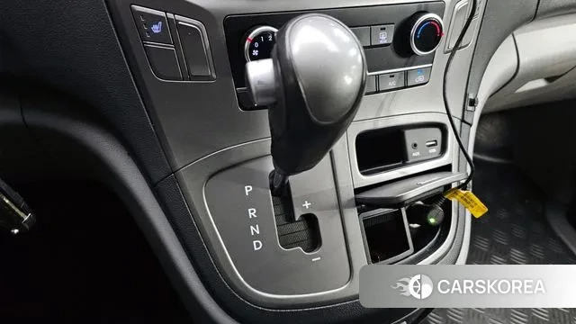 Hyundai The New Grand Starex id 3484757 из Кореи 19