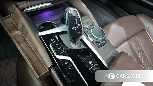 BMW 5 Series (G30) id 3493826 из Кореи 19