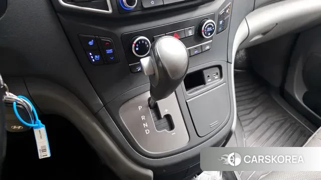 Hyundai The New Grand Starex id 3243948 из Кореи 19