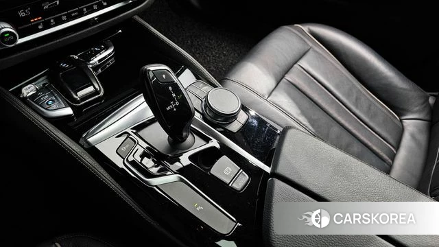 BMW 5 Series (G30) id 3911769 из Кореи 19