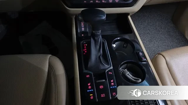 Kia The New Carnival id 3682495 из Кореи 19