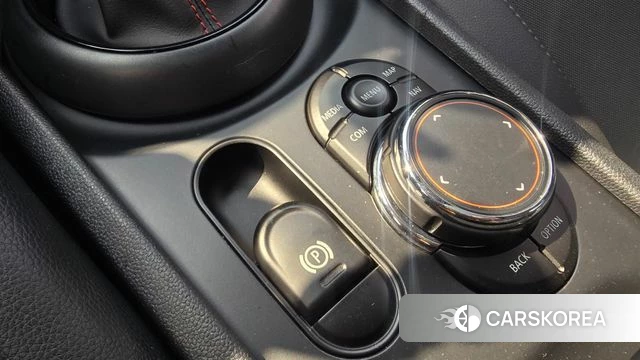 Mini Cooper SD Clubman id 3814329 из Кореи 10