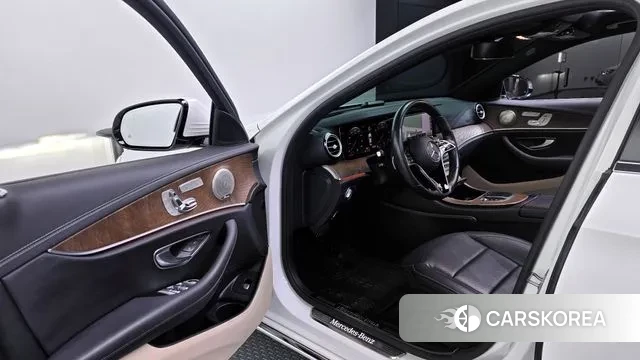 Mercedes-Benz E-Class W213 id 3349407 из Кореи 18