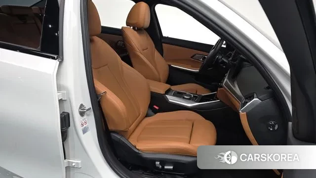 BMW 3 Series (G20) id 3394175 из Кореи 19