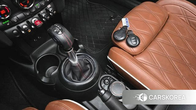 Mini Cooper S Convertible id 3861422 из Кореи 19