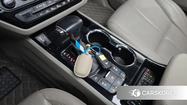 Kia The New Carnival id 3789505 из Кореи 19