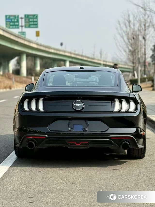 Ford Mustang id 4387627 из Китая 9