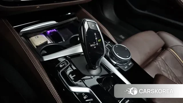 BMW 5 Series (G30) id 2884816 из Кореи 19