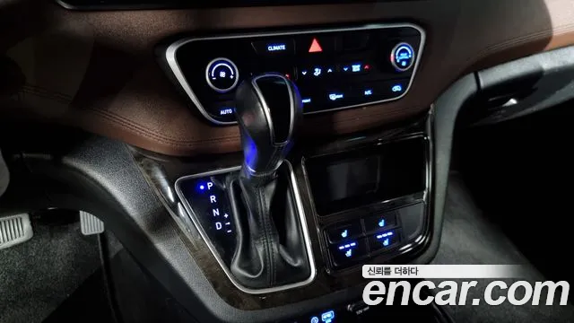 Hyundai The New Grand Starex id 2854675 из Кореи 19