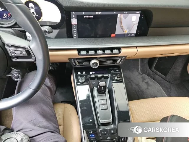 Porsche 911(992) id 3765751 из Кореи 9