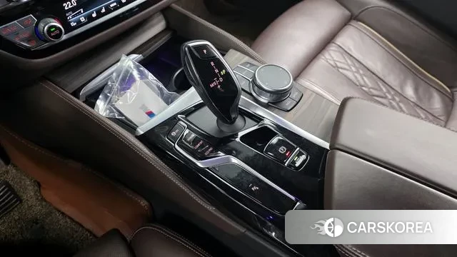 BMW 5 Series (G30) id 3493822 из Кореи 19