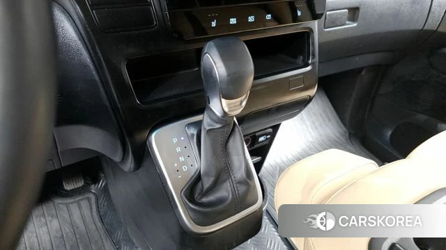 Hyundai Staria id 4201625 из Кореи 19