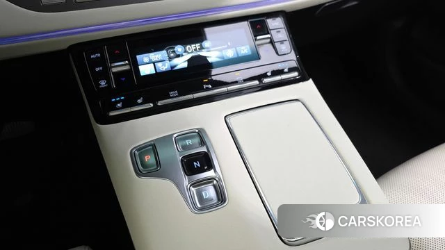 Hyundai The New Grandeur IG Hybrid id 4244489 из Кореи 33