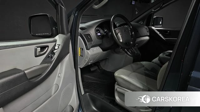 Hyundai The New Grand Starex id 4563208 из Кореи 29