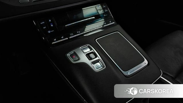 Hyundai The New Grandeur IG id 4594798 из Кореи 30