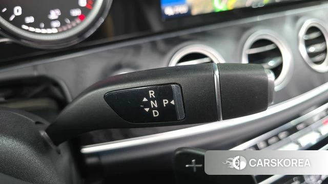 Mercedes-Benz E-Class W213 id 4727939 из Кореи 31