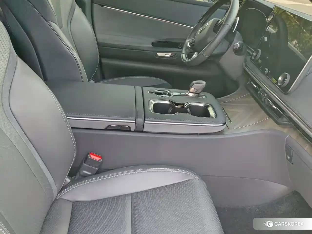 Lexus LM id 4565235 из Китая 10