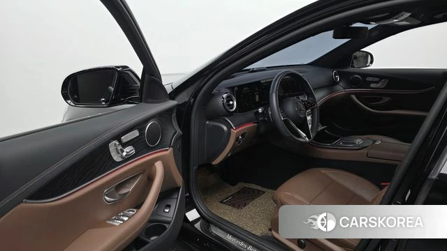 Mercedes-Benz E-Class W213 id 4280911 из Кореи 34