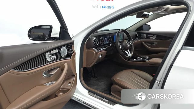 Mercedes-Benz E-Class W213 id 4754765 из Кореи 32