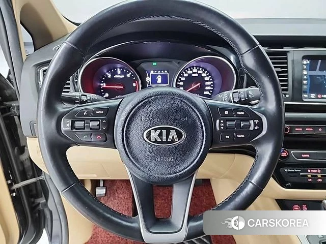 Kia All New Carnival id 4485894 из Кореи 19