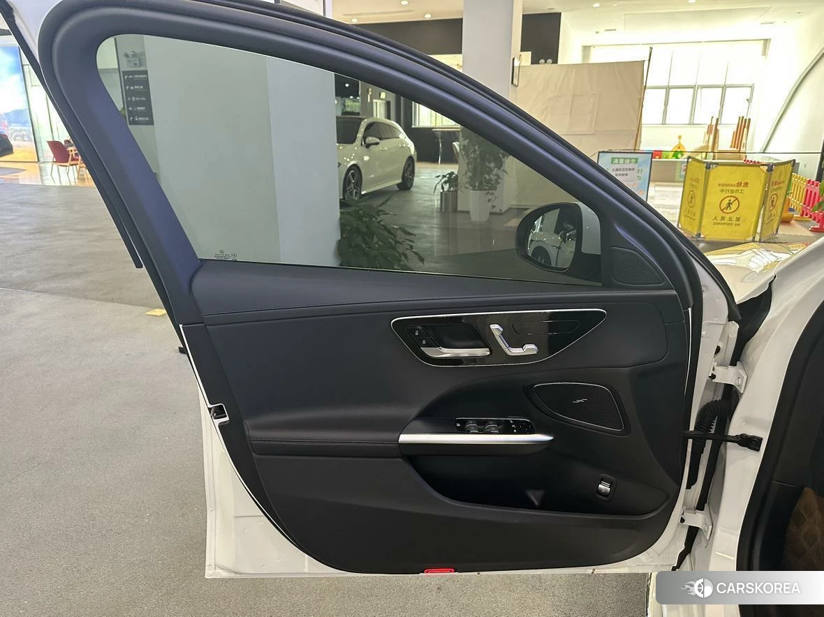Mercedes-Benz C-class id 4461310 из Китая 13