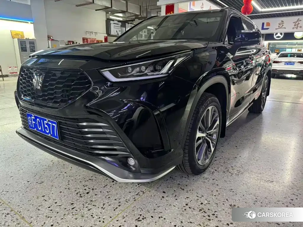 Toyota Crown id 4559634 из Китая 9